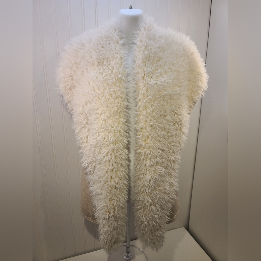 Eyeshadow Brand Faux Fur Cozy Vest